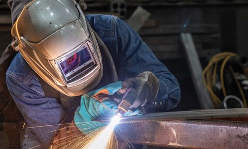 Powermax45 SYNC plasma cutter in action